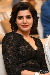 Samantha at A Aa Movie Success Meet